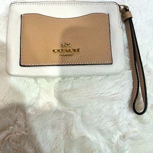 New Coach wristlet